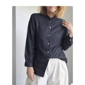 Womens 90s Linen Blouse/Button up Classic Closet Staple Minimalist Timeless Look